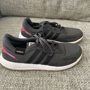 Adidas Tennis Shoes
